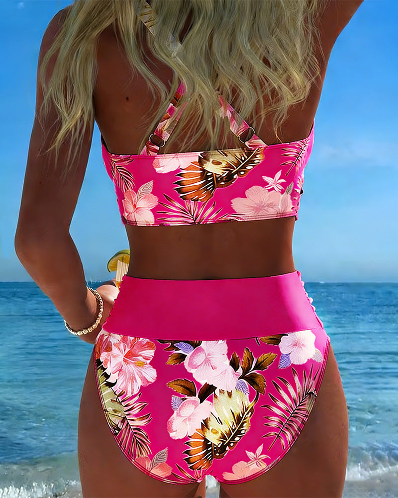 Bikini à motifs floraux contrastés avec fente