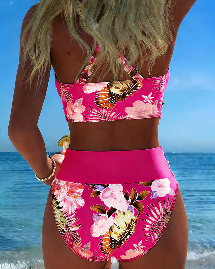 Bikini à motifs floraux contrastés avec fente