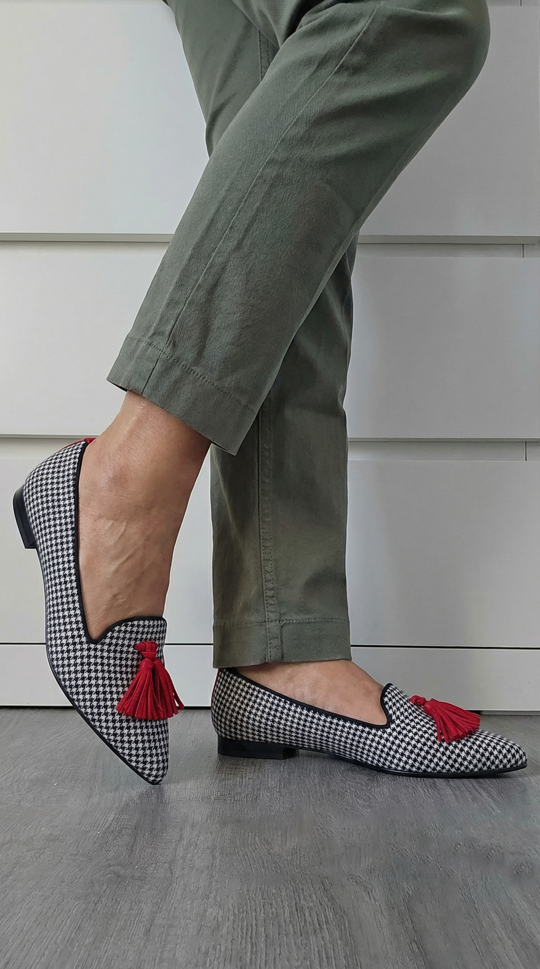 Pessia™ | Mocassins à bout pointu avec pampilles classiques