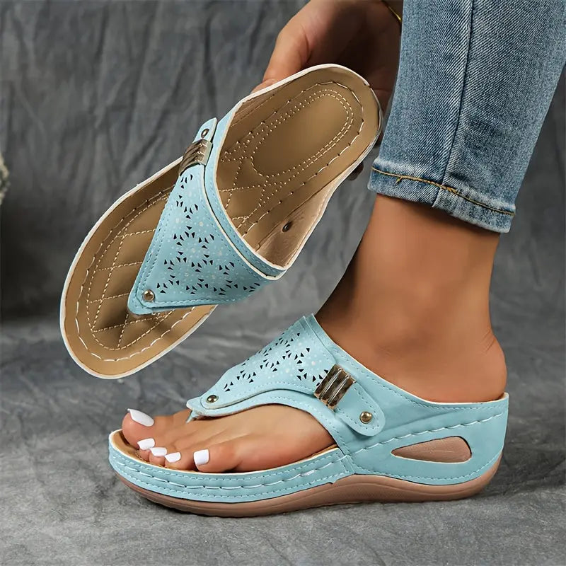 Élodie - Sandales compensées à entredoigt pour femme