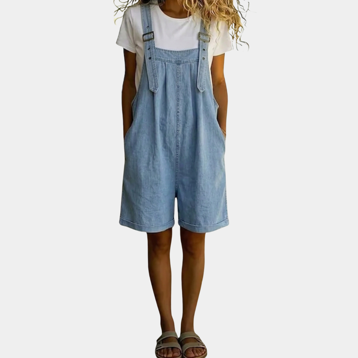 Clara | Salopette courte en denim bleu clair au style vintage délavé