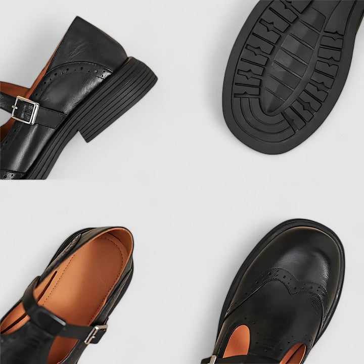 Chaussures plates à boucle style classique