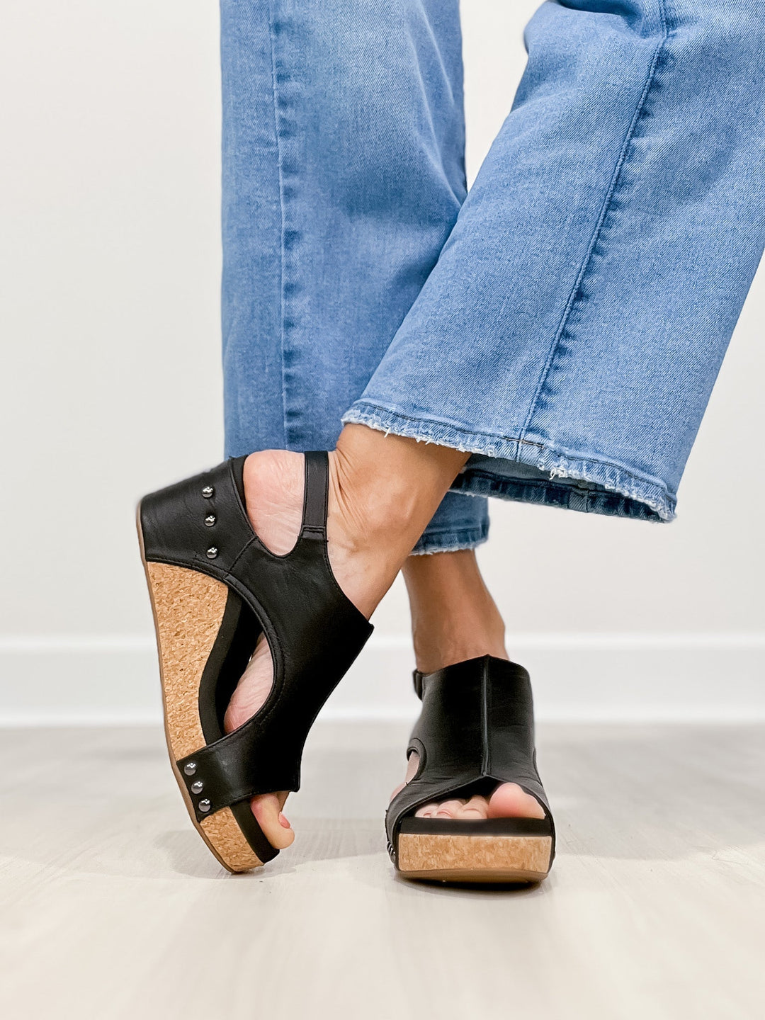 Briellae - Compensé Sandal with Heel
