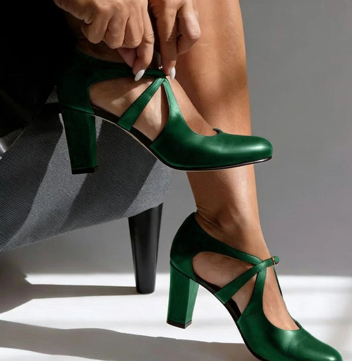 Selena | Escarpins élégants à brides croisées