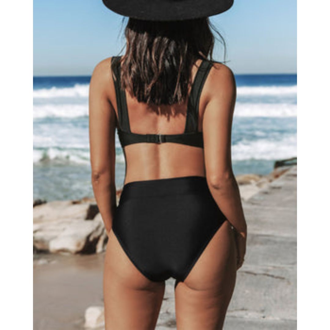 Hilde - Maillot de bain uni à col montant