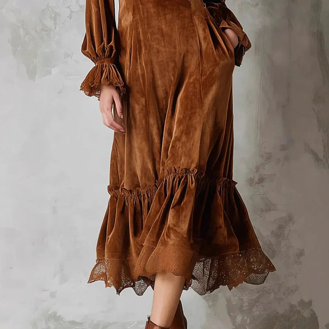 Veloria | Robe à bordure en dentelle et manches lanternes