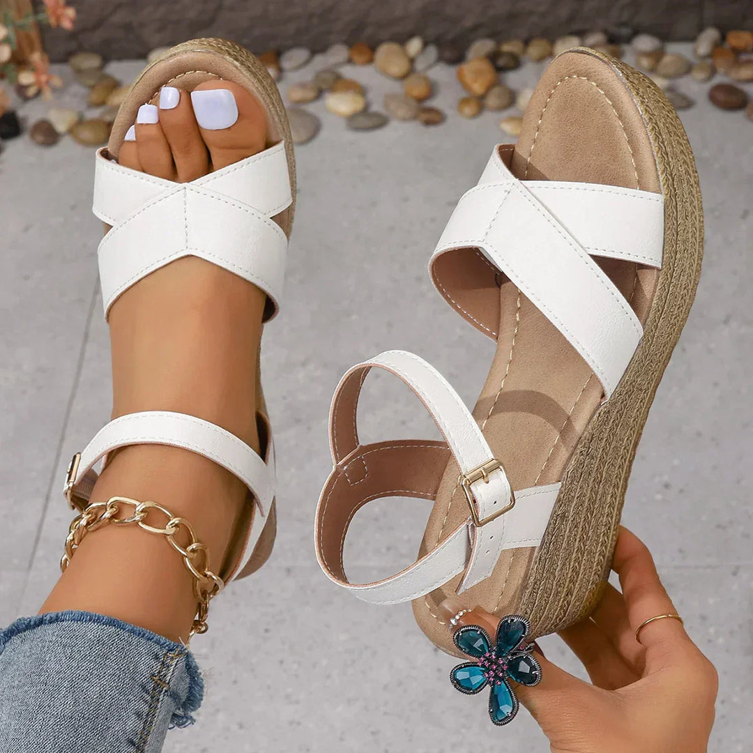 Daphnie | Sandales à Talons Épais Élégantes