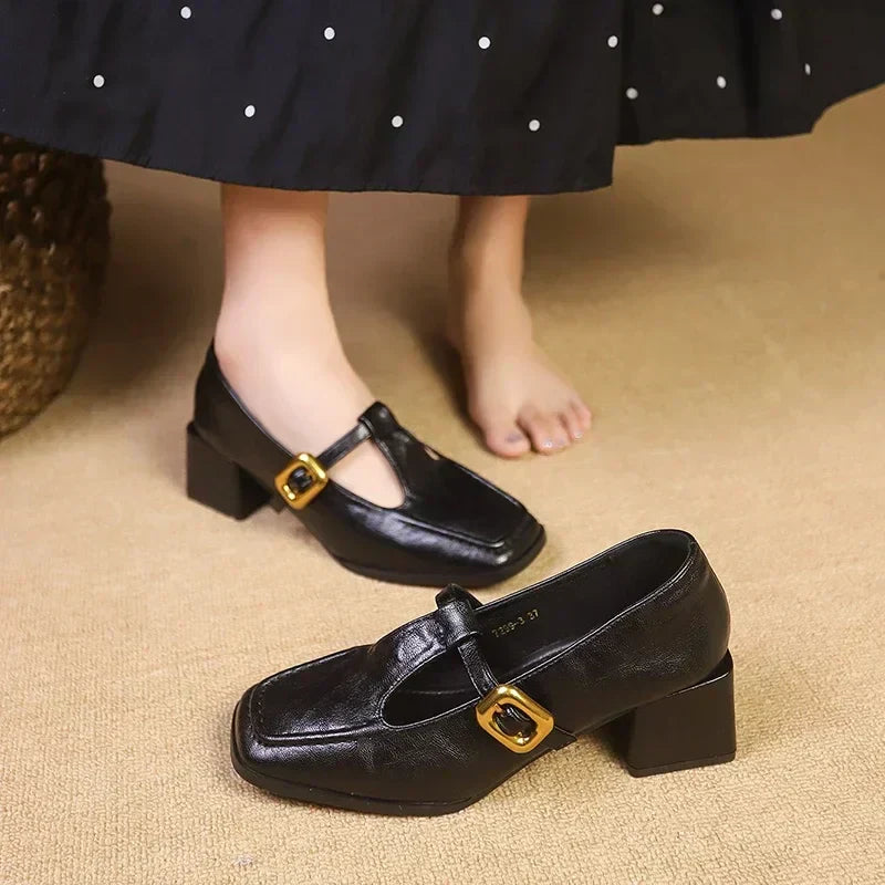 Dorvanna Babies en cuir verni