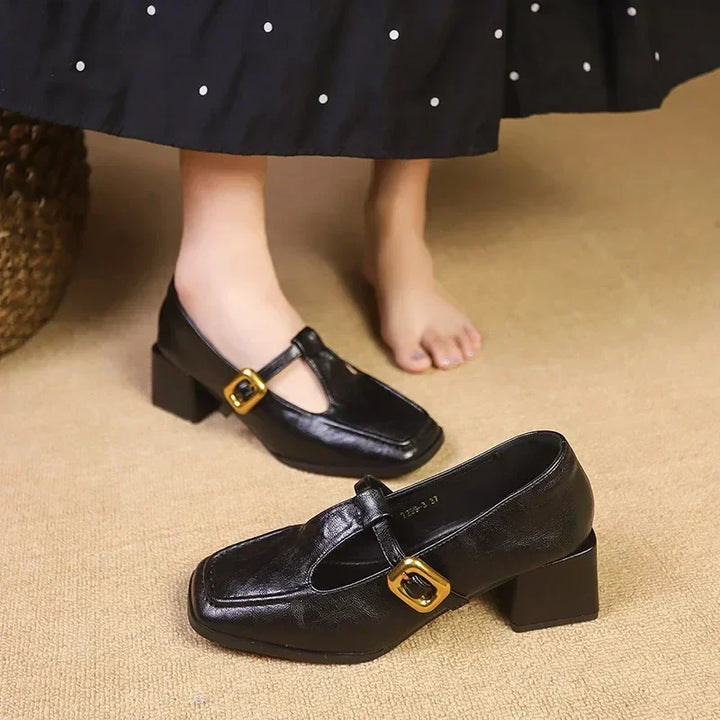 Dorvanna Babies en cuir verni