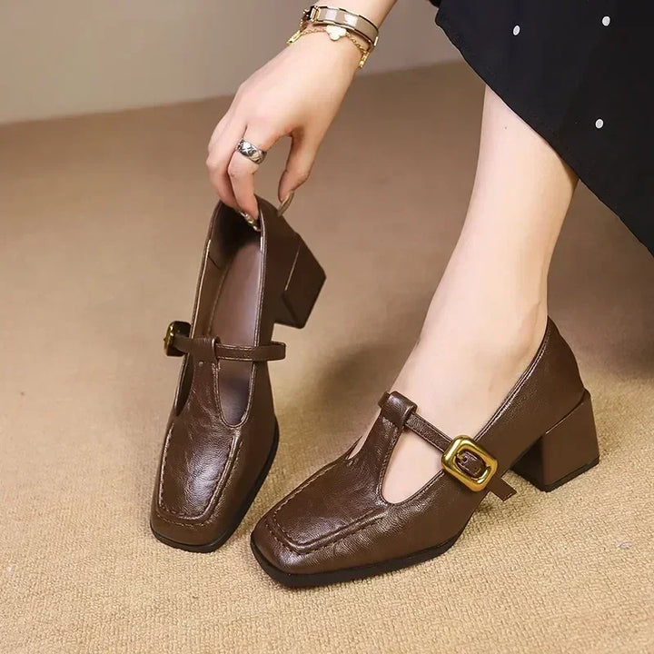 Dorvanna Babies en cuir verni