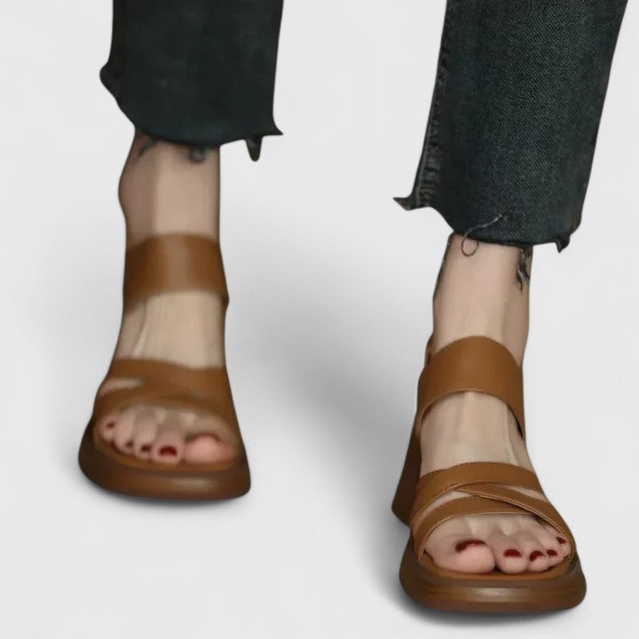 Jamie | Chic Sandals