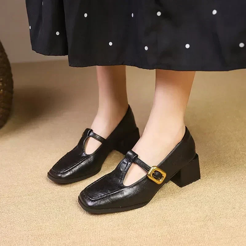 Dorvanna Babies en cuir verni