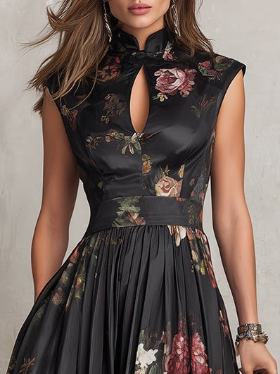 Patricia | Robe Midi Plissée Satin Noir à Fleurs