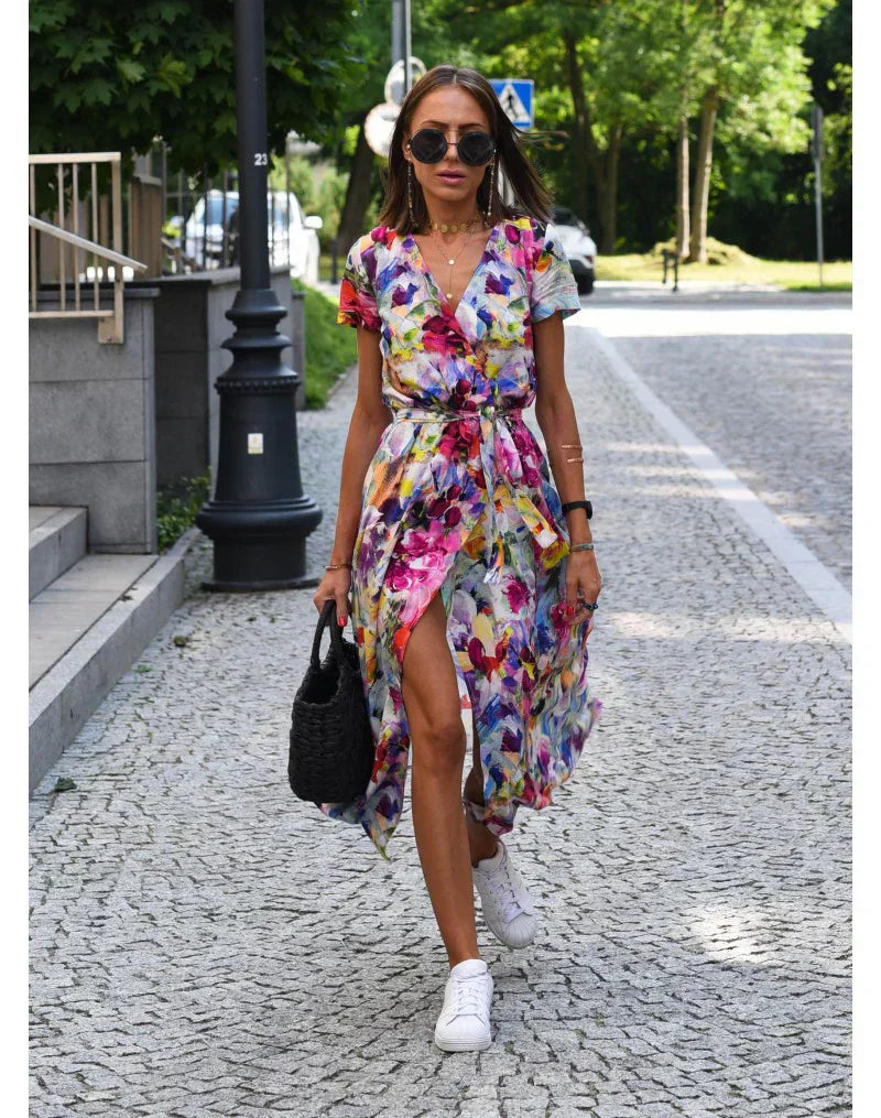 Fabiana | Robe élégante à encolure en V